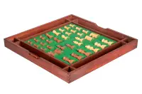 Drewniana kasetka z przegródkami na figury szachowe Drewniana kasetka z przegródkami na figury szachowe