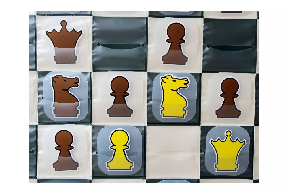 SZACHY DEMONSTRACYJNE ZWIJANE XXL - WTYKANE (szachownica + figury + torba)