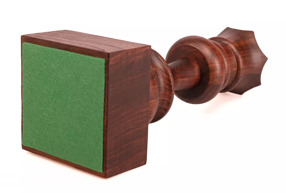 Puchar szachowy drewniany - Czarny Hetman (35 cm)