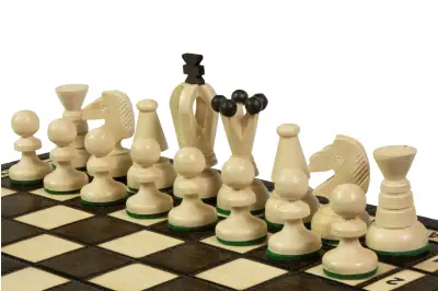 SZACHY KRÓLEWSKIE MAŁE (30x30cm) klonowe, ozdobne