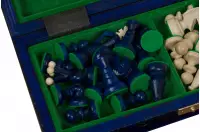 SZACHY KRÓLEWSKIE MAŁE (30x30cm) klonowe, ozdobne, niebieskie SZACHY KRÓLEWSKIE MAŁE (30x30cm) klonowe, ozdobne, niebieskie