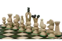 SZACHY KRÓLEWSKIE MAŁE (30x30cm) klonowe, ozdobne, zielone SZACHY KRÓLEWSKIE MAŁE (30x30cm) klonowe, ozdobne, zielone