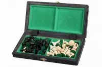 SZACHY KRÓLEWSKIE MAŁE kolor czarny (28,5 x 28 cm) SZACHY KRÓLEWSKIE MAŁE kolor czarny (28,5 x 28 cm)