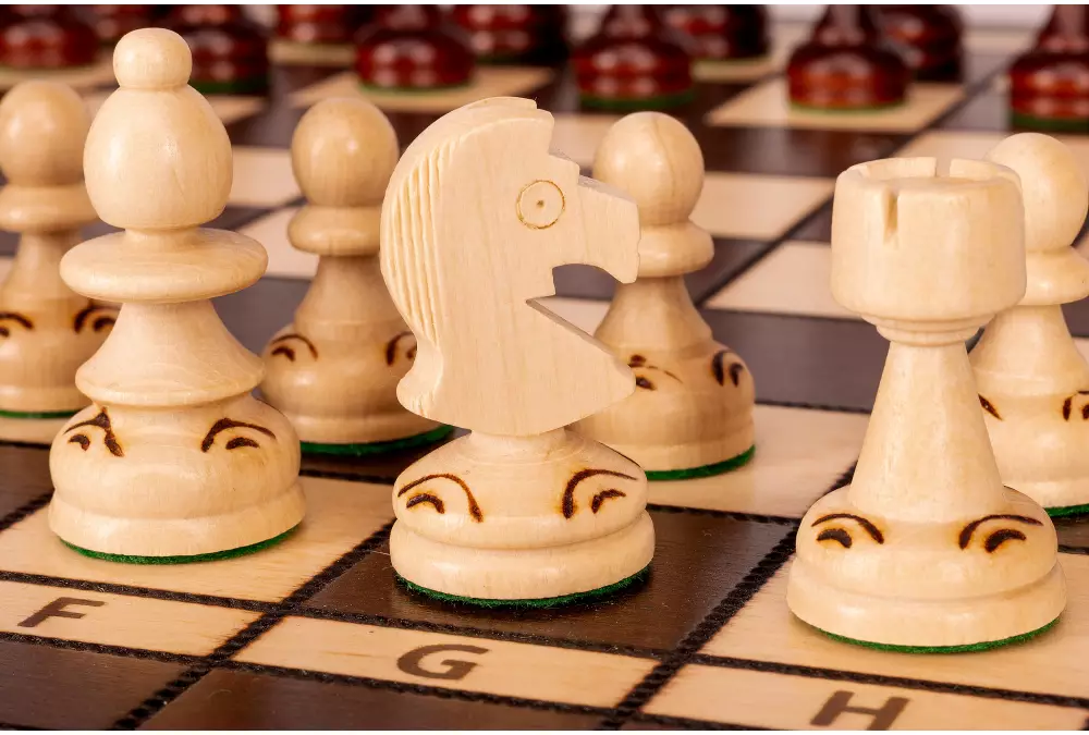 SZACHY PEREŁKA ŚREDNIA (36x36cm) - nie tylko dla dzieci