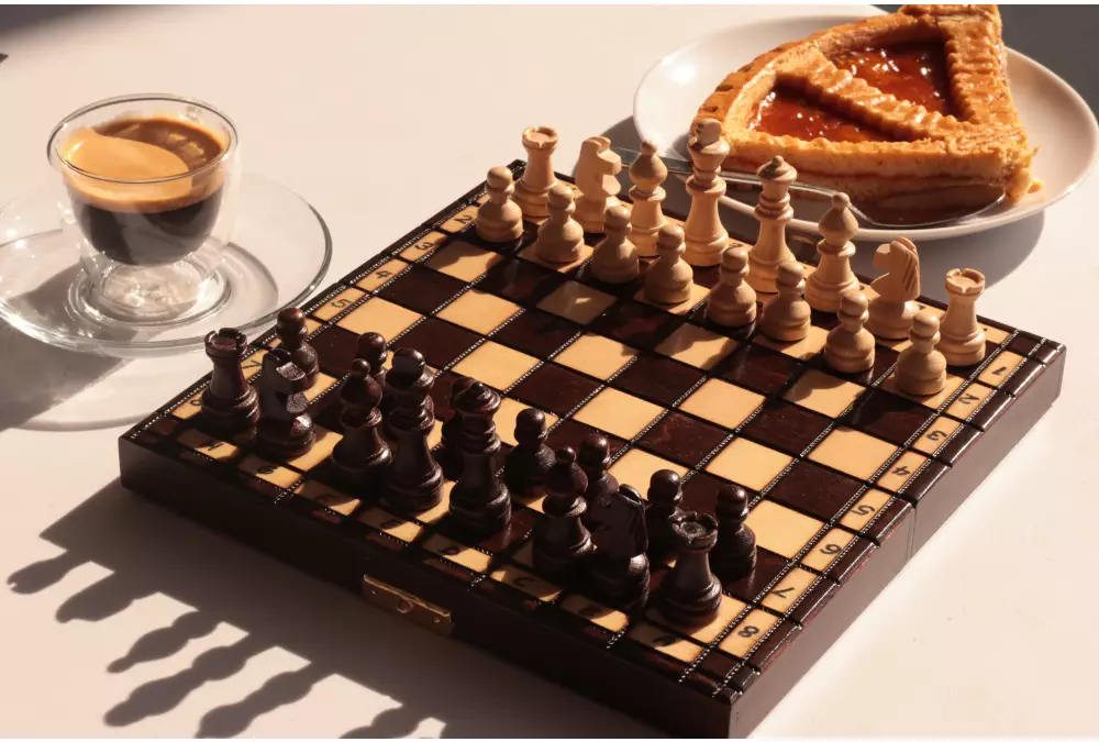 Drewniane szachy szkolne mini - wypalane