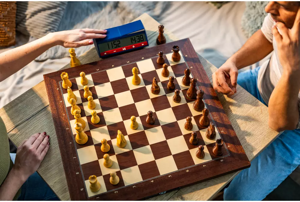 Drewniane figury szachowe DGT Modern do desek elektronicznych