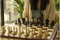 Figury szachowe Queen's Gambit 1957 Bukszpan hebanizowany 3,75 cala Figury szachowe Queen's Gambit 1957 Bukszpan hebanizowany 3,75 cala