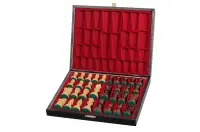 Eleganckie figury szachowe w czarnej drewnianej kasetce Eleganckie figury szachowe w czarnej drewnianej kasetce