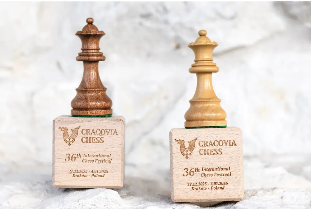 Puchar drewniany szachowa figura - Hetman (13,5 cm)