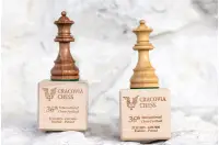 Puchar drewniany szachowa figura - Hetman (13,5 cm) Puchar drewniany szachowa figura - Hetman (13,5 cm)