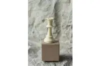 Puchar szachowa figura - Biały Hetman (13 cm) Puchar szachowa figura - Biały Hetman (13 cm)