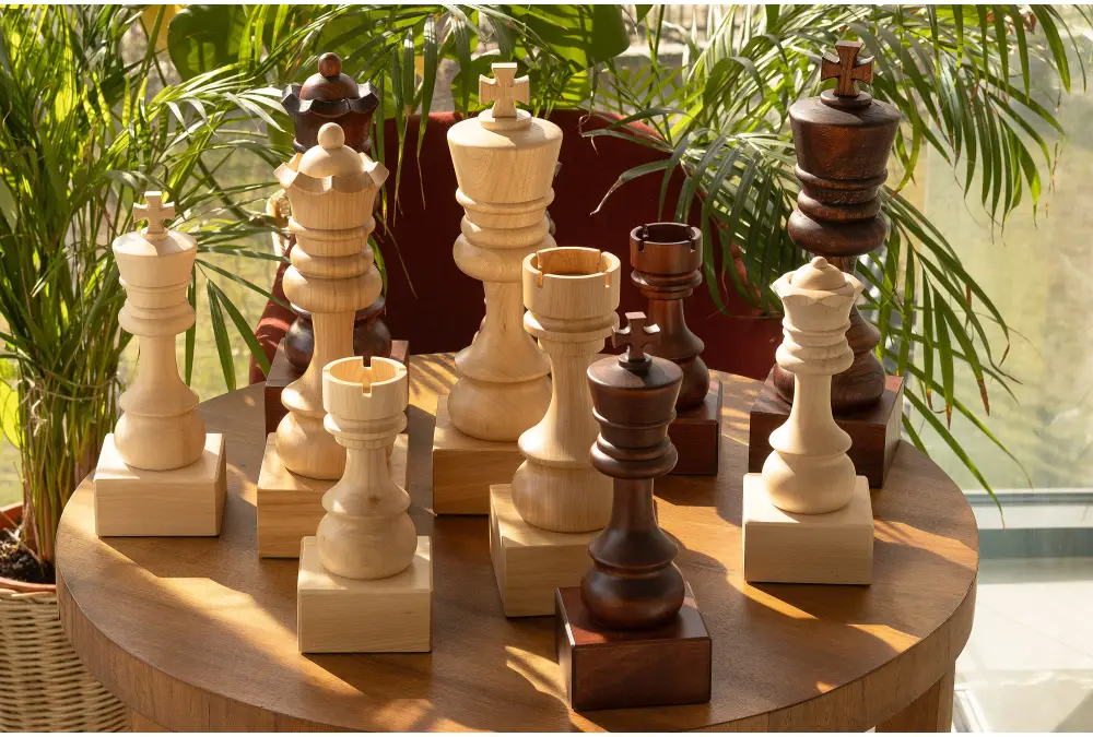 Puchar szachowy drewniany - Czarny Hetman (26 cm)