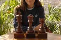 Puchar szachowy drewniany - Czarny Hetman (26 cm)