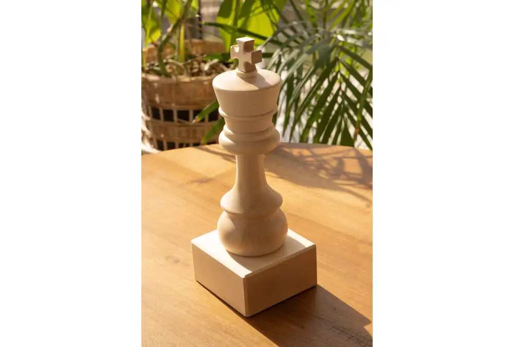 Puchar szachowy drewniany - Biały król ( cm)