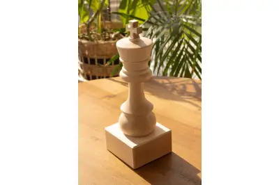 Puchar szachowy drewniany - Biały król ( cm)