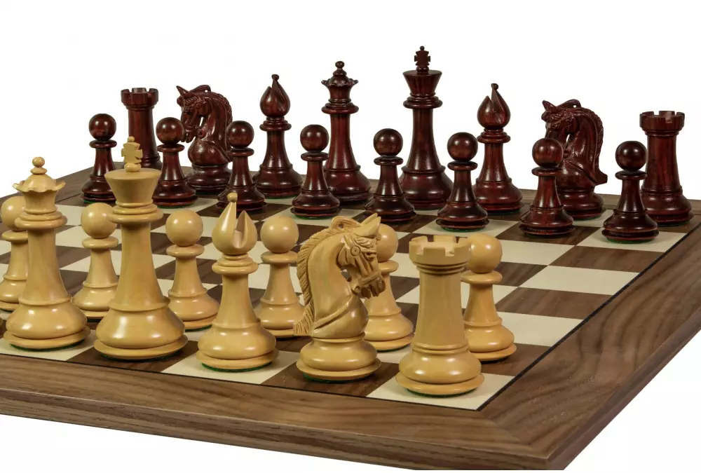 Deska szachowa nr 5+ z czarną ramką (bez opisu) orzech/klon (intarsja) - Ekskluzywna