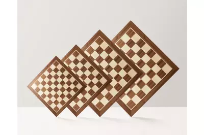 Deska szachowa nr 6 (bez opisu) mahoń/klon (intarsja)