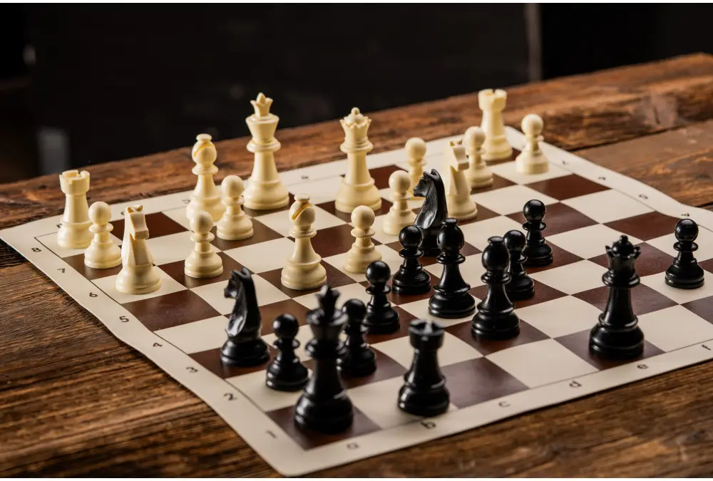 Szachownica winylowa rolowana nr 6, biało - brązowa