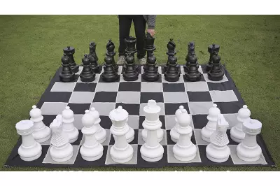 Zestaw do szachów plenerowych / ogrodowych (król 64 cm) - figury + szachownica nylonowa