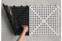 Szachownica gumowa do szachów oraz warcabów plenerowych / ogrodowych (pole 30 cm) Szachownica gumowa do szachów oraz warcabów plenerowych / ogrodowych (pole 30 cm)