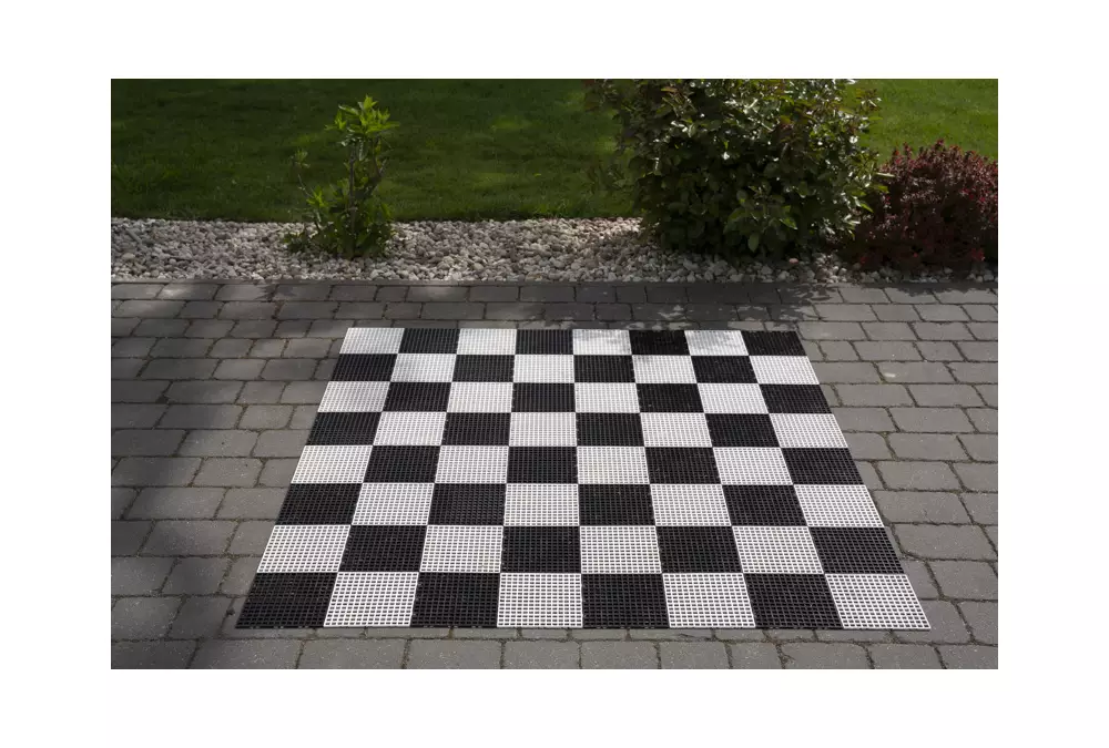 Zestaw szachów ogrodowych - król 30 cm + plastikowa szachownica o polu 17 x 17 cm
