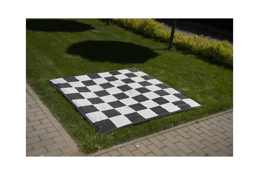 Szachownica nylonowa do szachów ogrodowych o polu 21cm