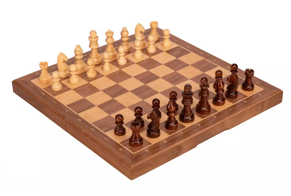 Szachy magnetyczne-orzechowe (33x33cm)