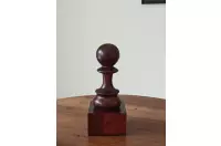 Puchar szachowy drewniany - Czarny Pion (25 cm) Puchar szachowy drewniany - Czarny Pion (25 cm)