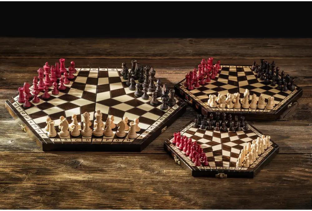 Szachy dla trójki graczy - małe (sześciokątna szachownica o boku 16 cm)