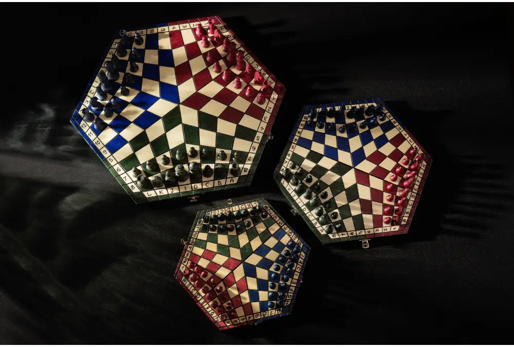 Szachy dla trójki graczy - średnie (trójkolorowe)